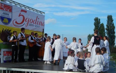 Dječja folklorna grupa KUD-a 