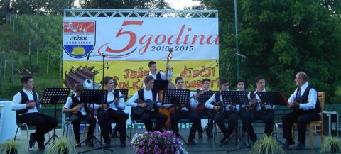 Tamburaški sastav KUD-a 